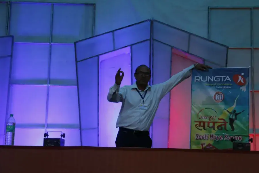 Sach Hue Sapne Program In Rungta R1 College 2015